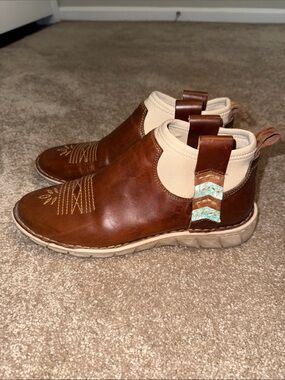 Tony Lama Ladies' Brown Dezi Sunset Ankle Slip On 9.5